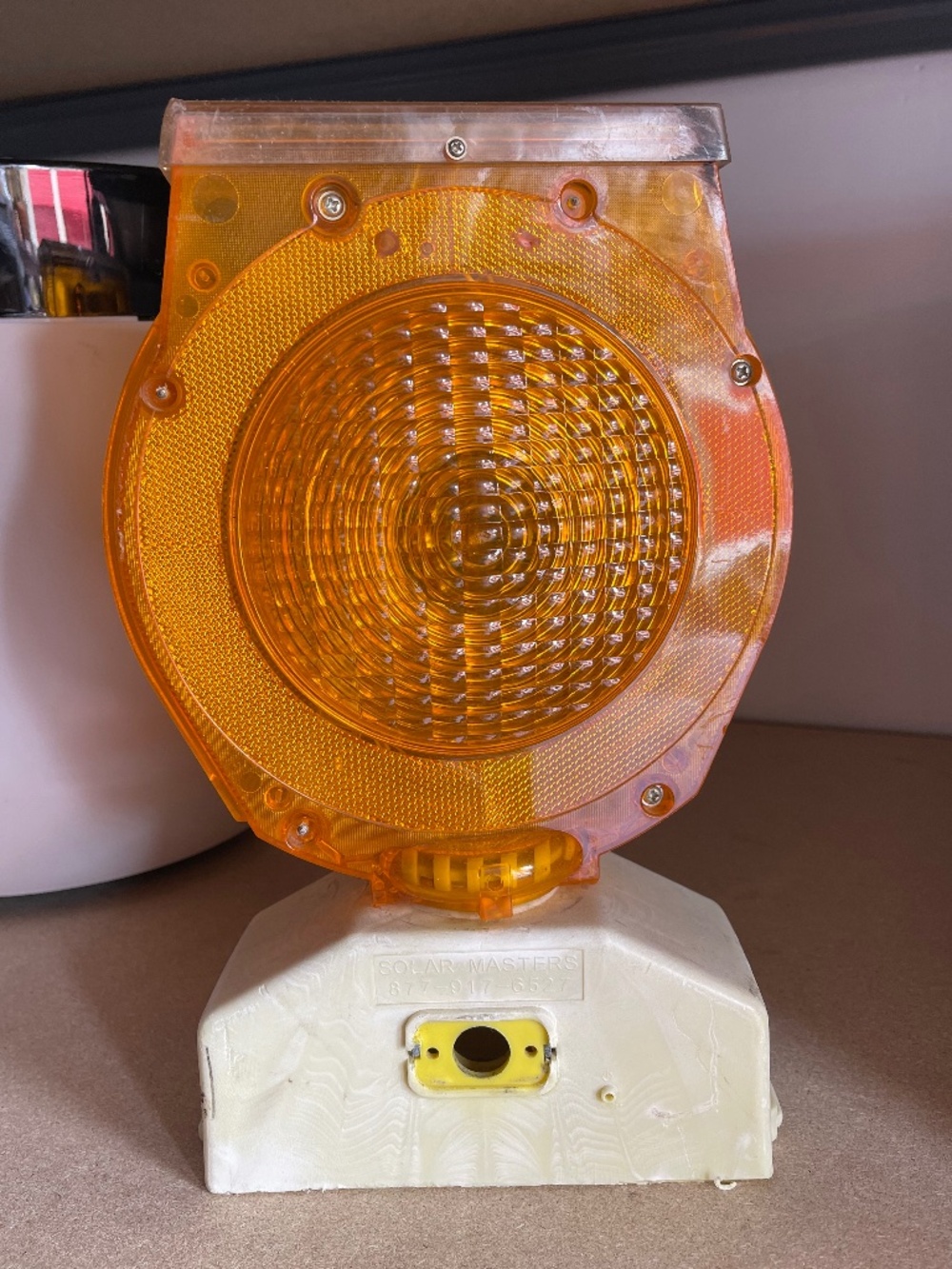 Yellow or Red Solar Barricade Light